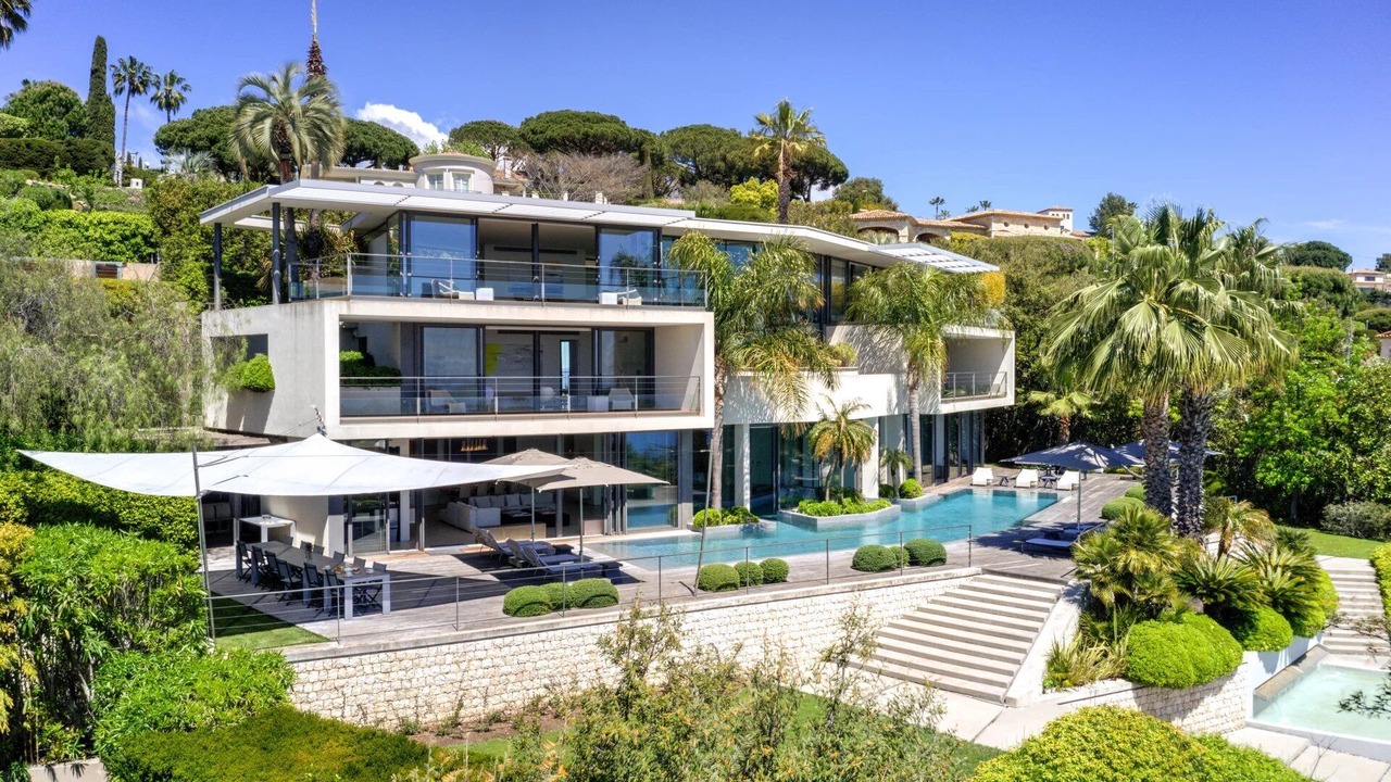 Photo of Outdoor in California - Pezou