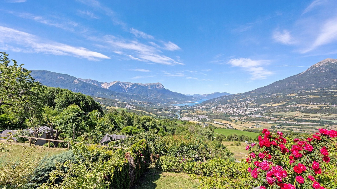 Photo of Others in Saint-Andre-d'Embrun