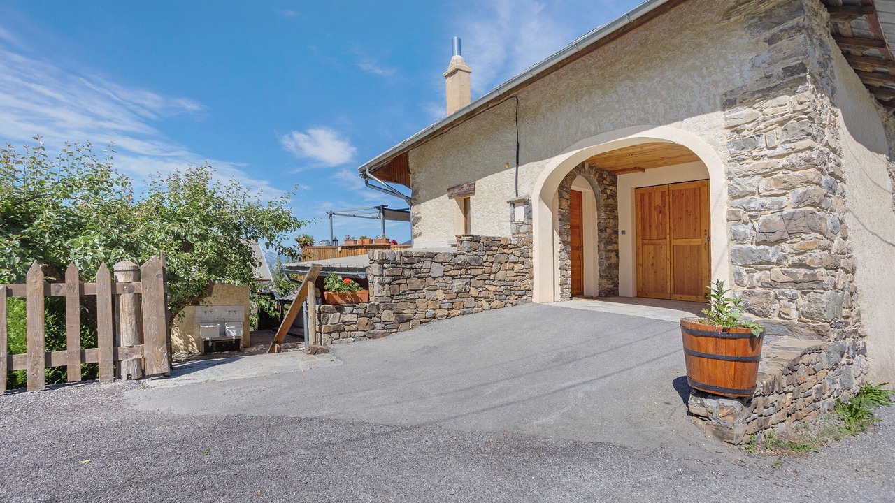 Photo of Outdoor in Saint-Andre-d'Embrun