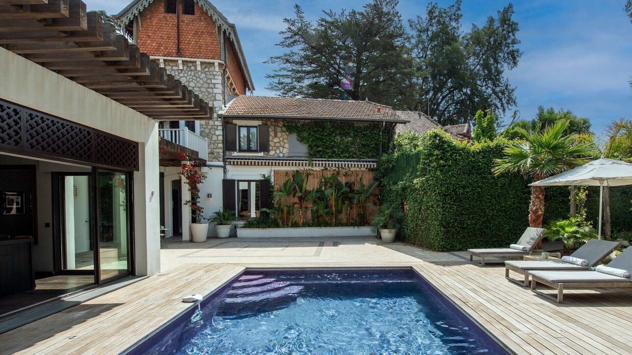 Photo of Outdoor in California - Pezou