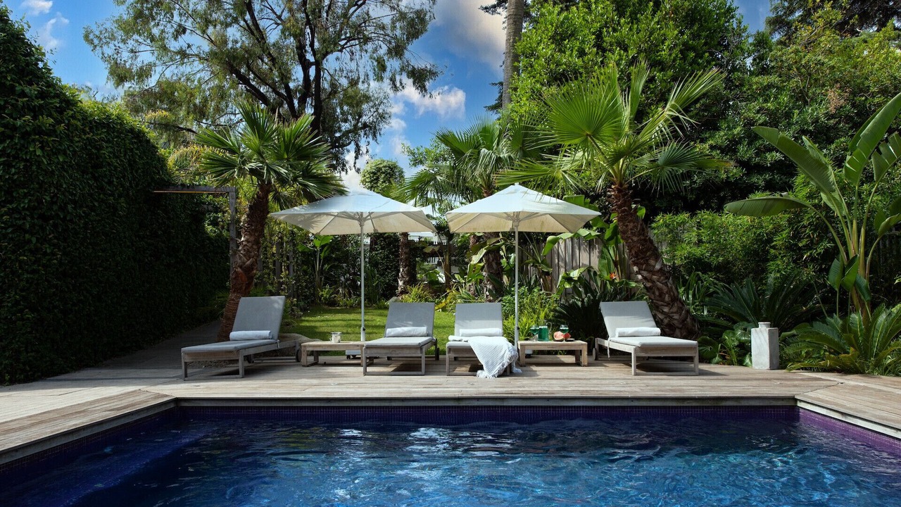 Photo of Outdoor in California - Pezou