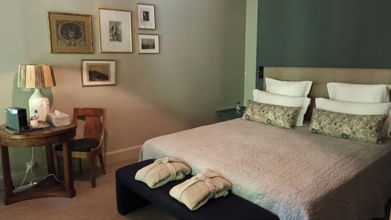 Photo of Bedroom in Avignon City Centre
