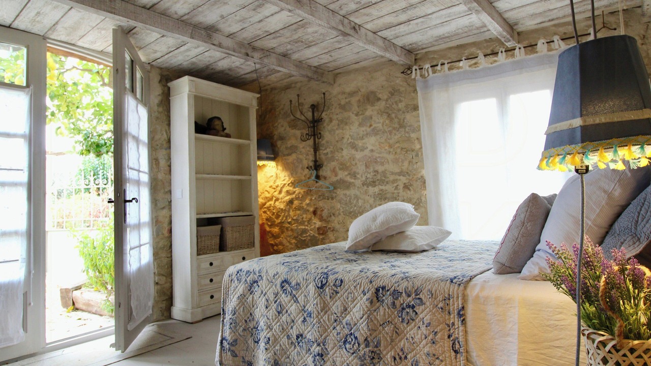 Photo of Bedroom in Roquefort-les-Pins