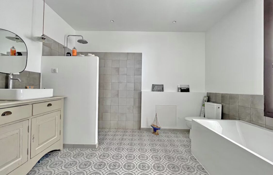 Photo of Bathroom in La Ciotat