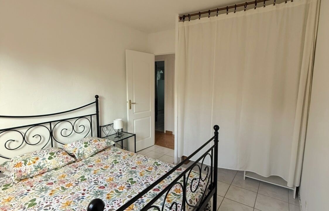 Photo of Bedroom in Saint-Paul-en-Foret