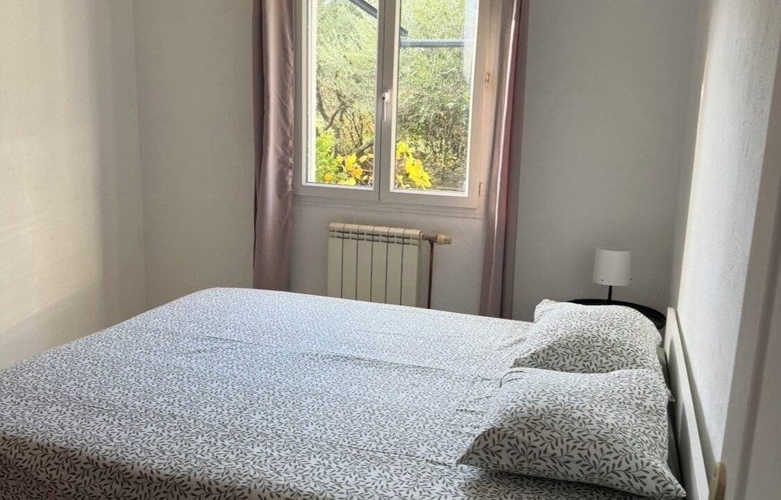 Photo of Bedroom in Saint-Paul-en-Foret