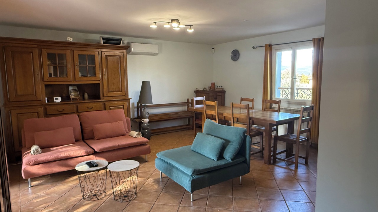 Photo of Livingroom in Saint-Paul-en-Foret
