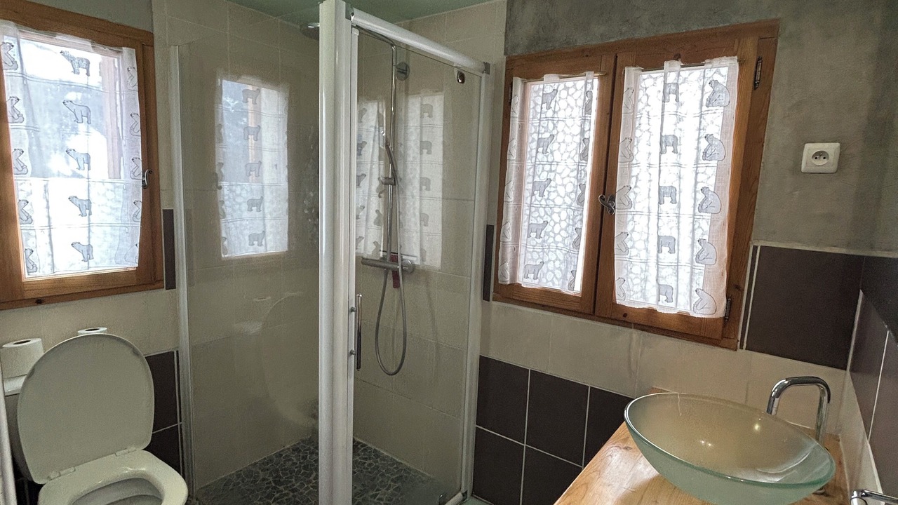 Photo of Bathroom in Jausiers