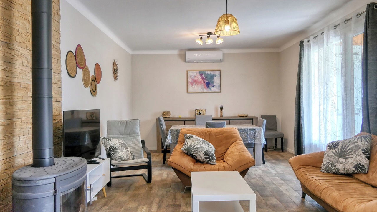 Photo of Livingroom in Senas
