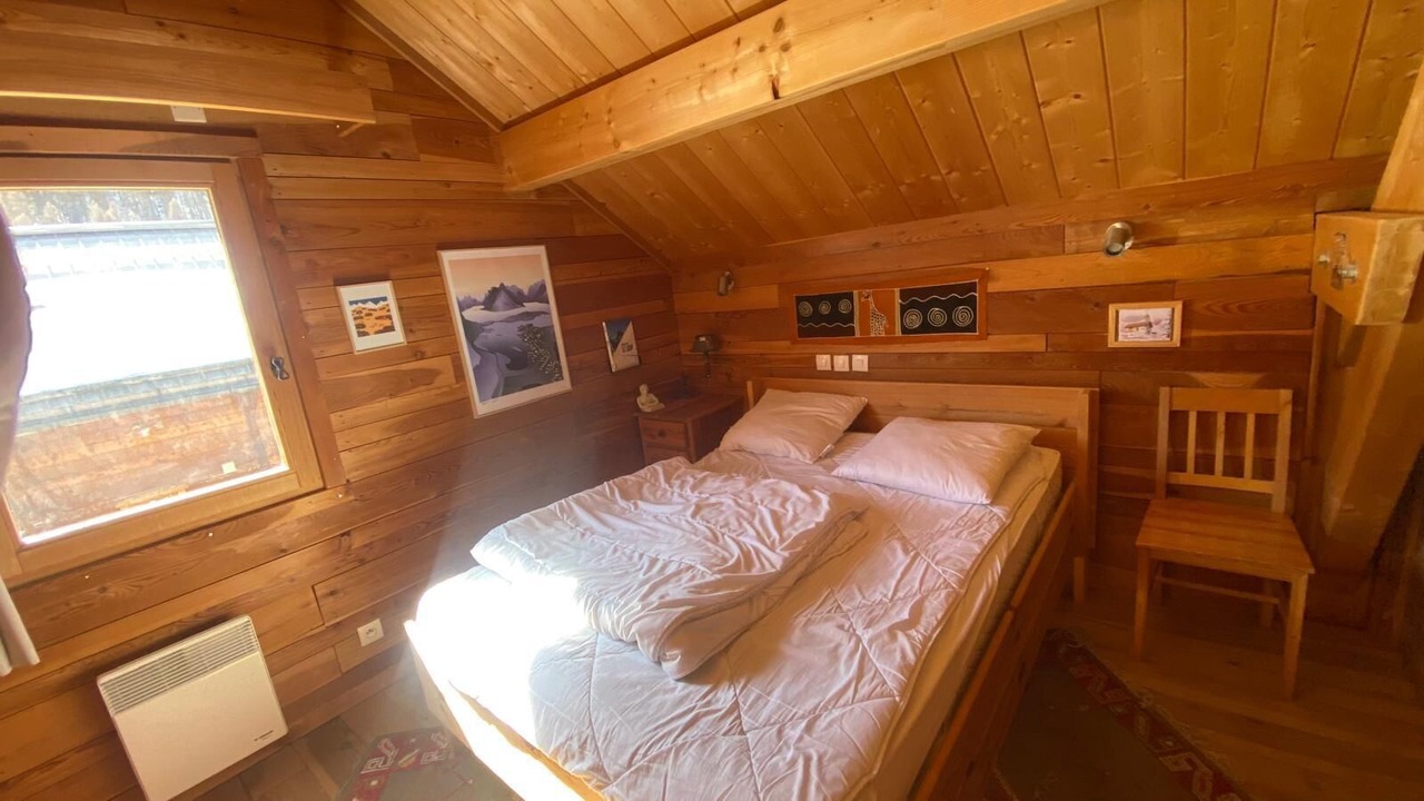 Photo of Bedroom in Molines-en-Queyras