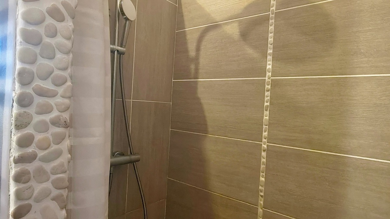 Photo of Bathroom in Graveson