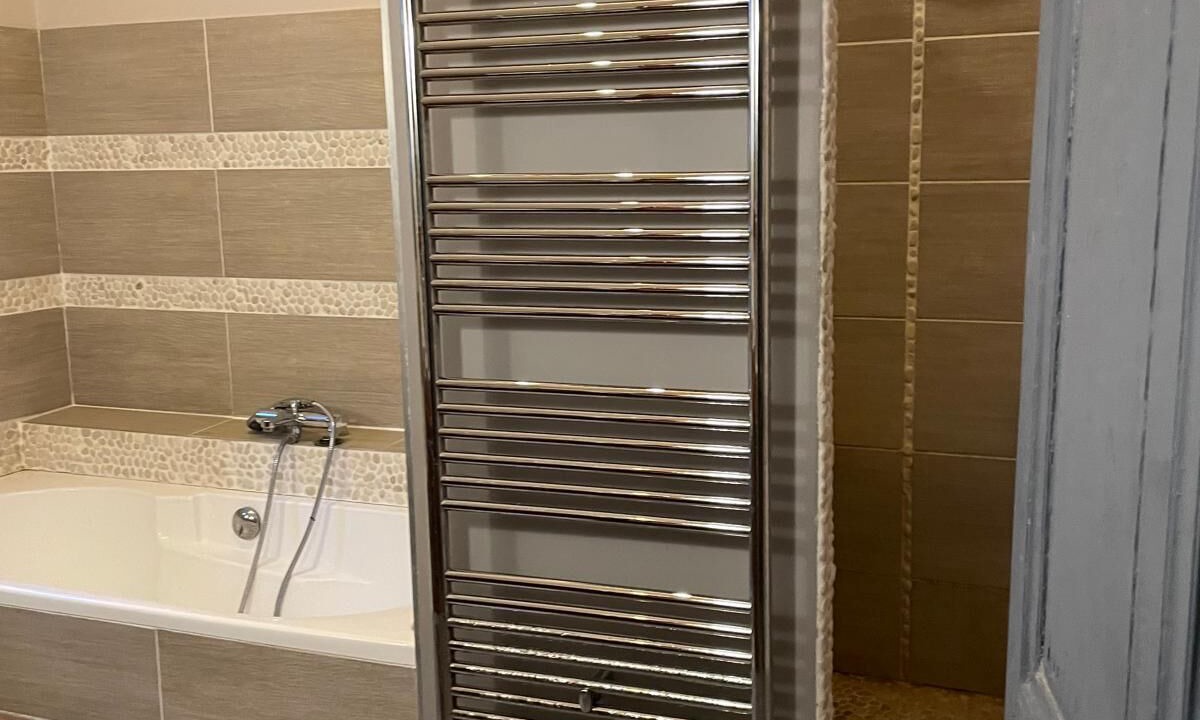 Photo of Bathroom in Graveson