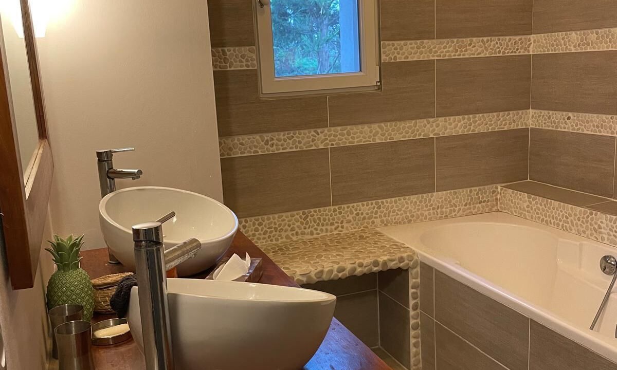 Photo of Bathroom in Graveson
