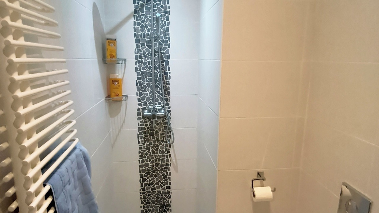 Photo of Bathroom in Graveson