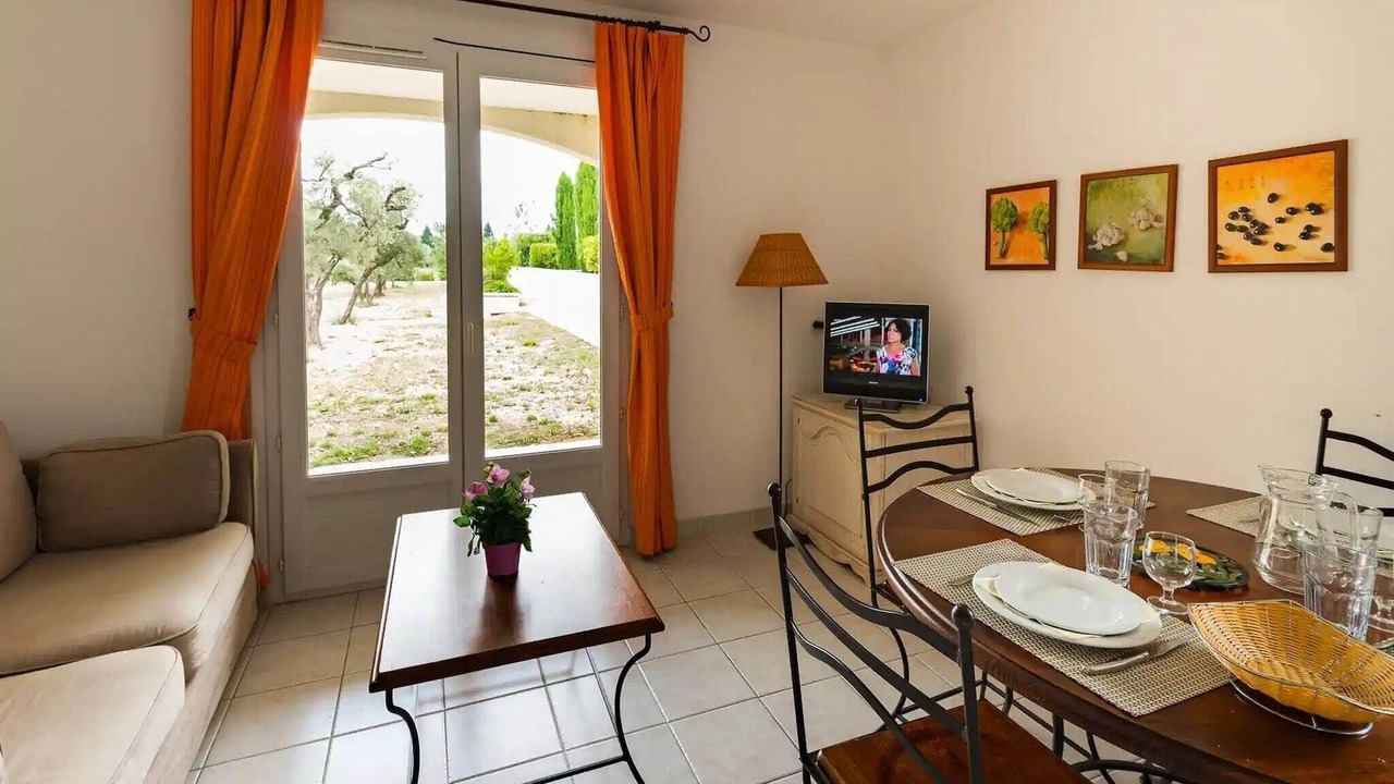 Photo of Livingroom in Paradou