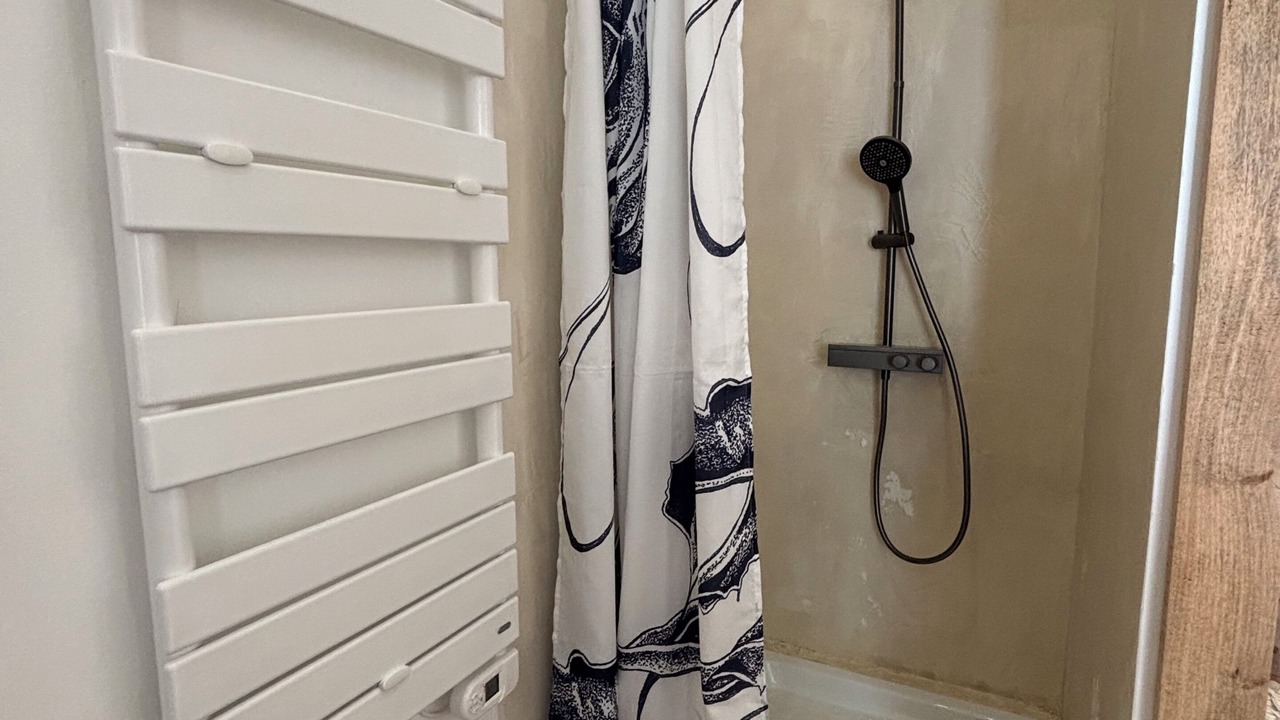 Photo of Bathroom in Orgon