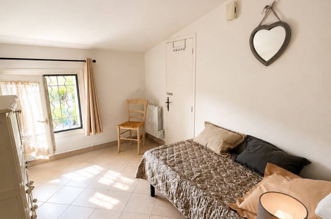 Photo of Bedroom in Gargas