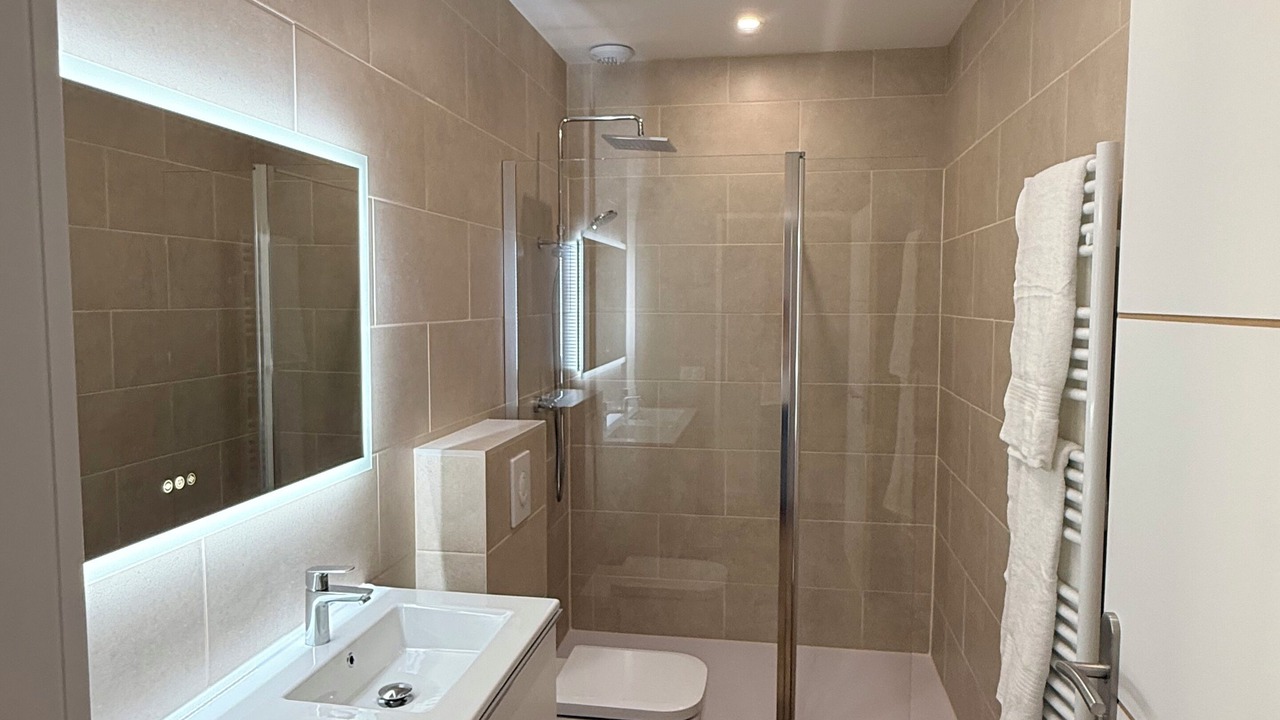 Photo of Bathroom in Lunel-Viel