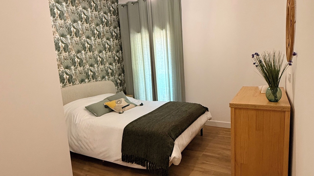 Photo of Bedroom in Lunel-Viel