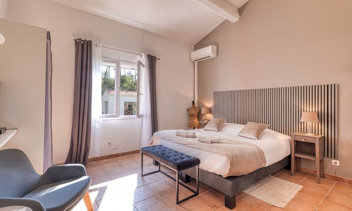 Photo of Bedroom in Bandol