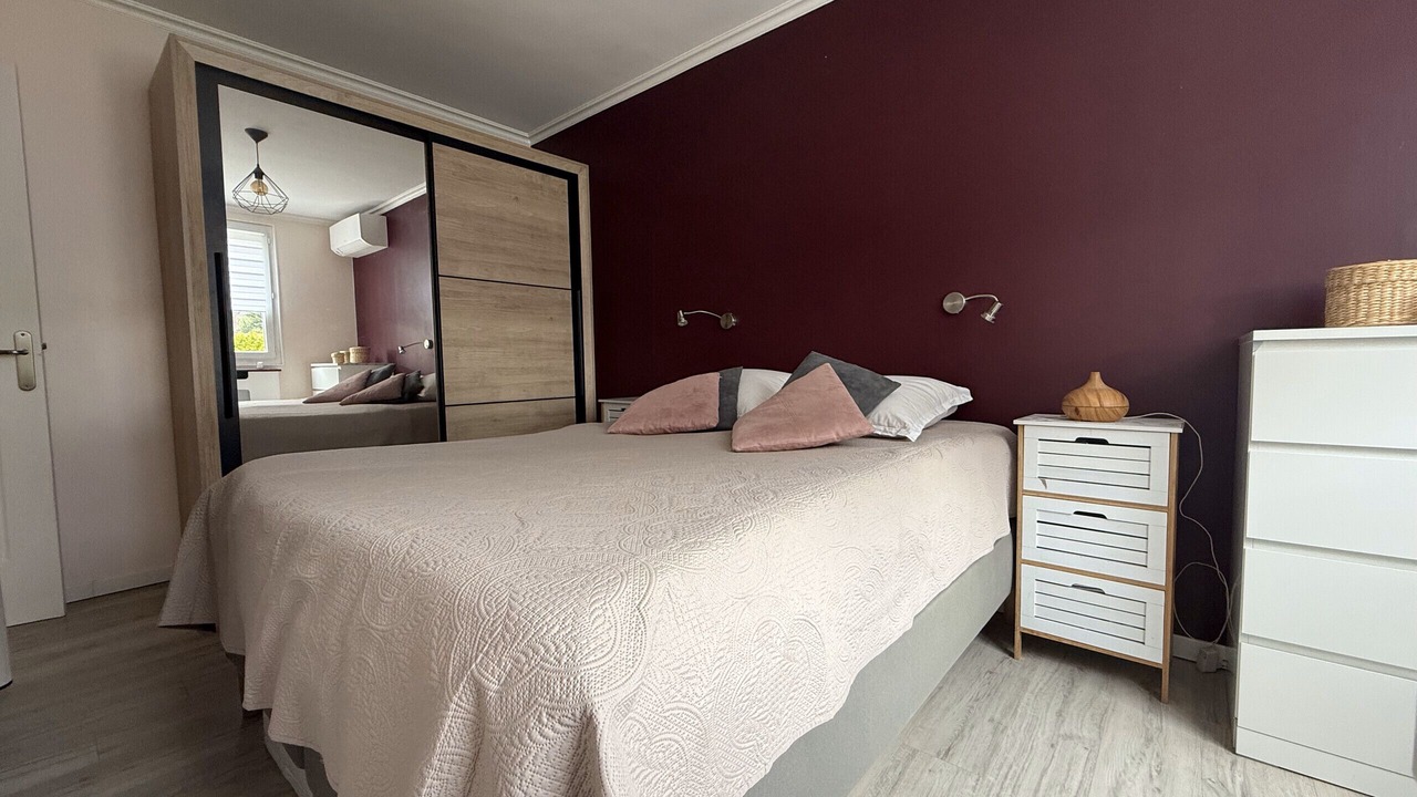 Photo of Bedroom in Eyguieres