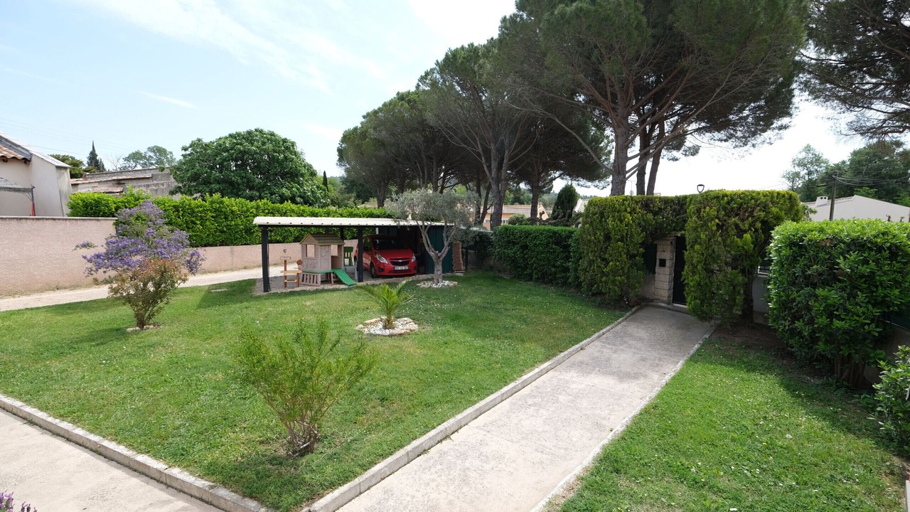 Photo of Outdoor in Eyguieres