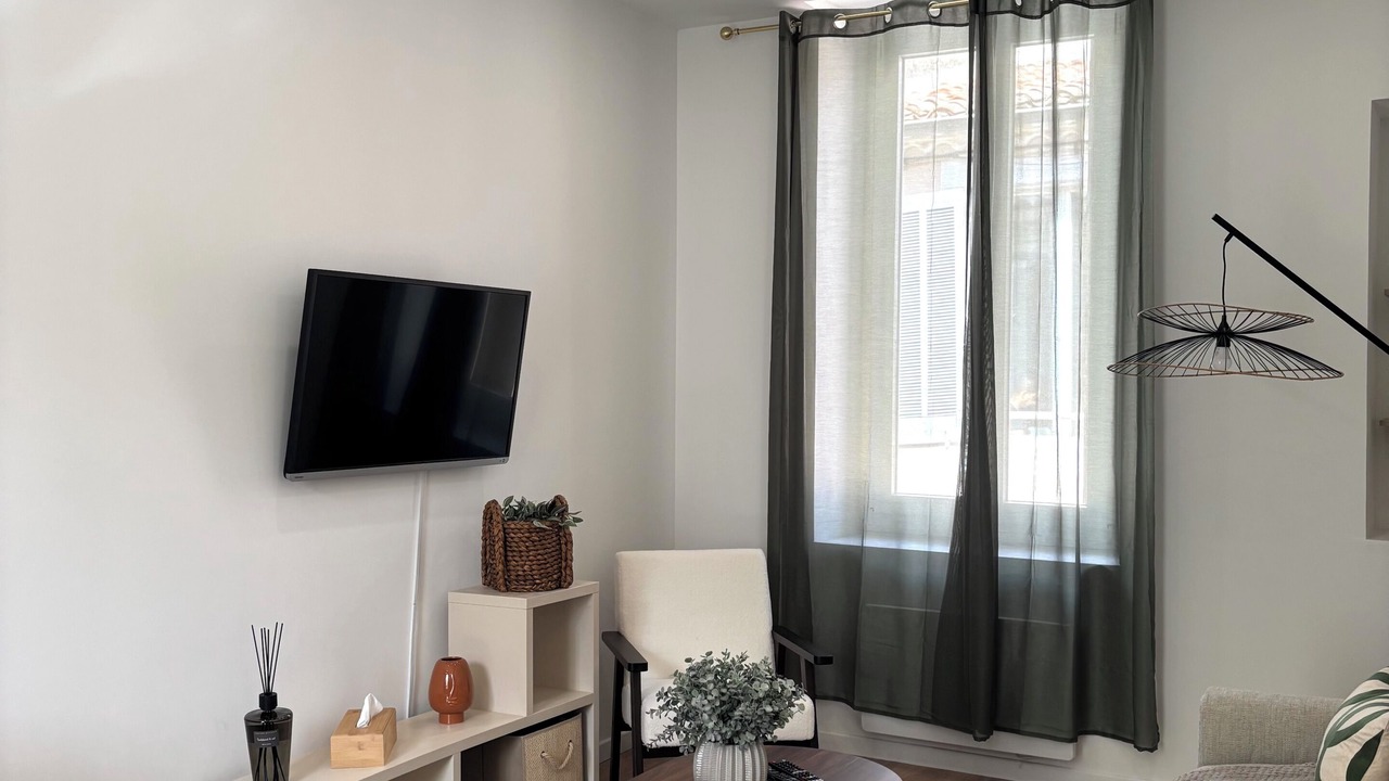 Photo of Livingroom in Faubourg