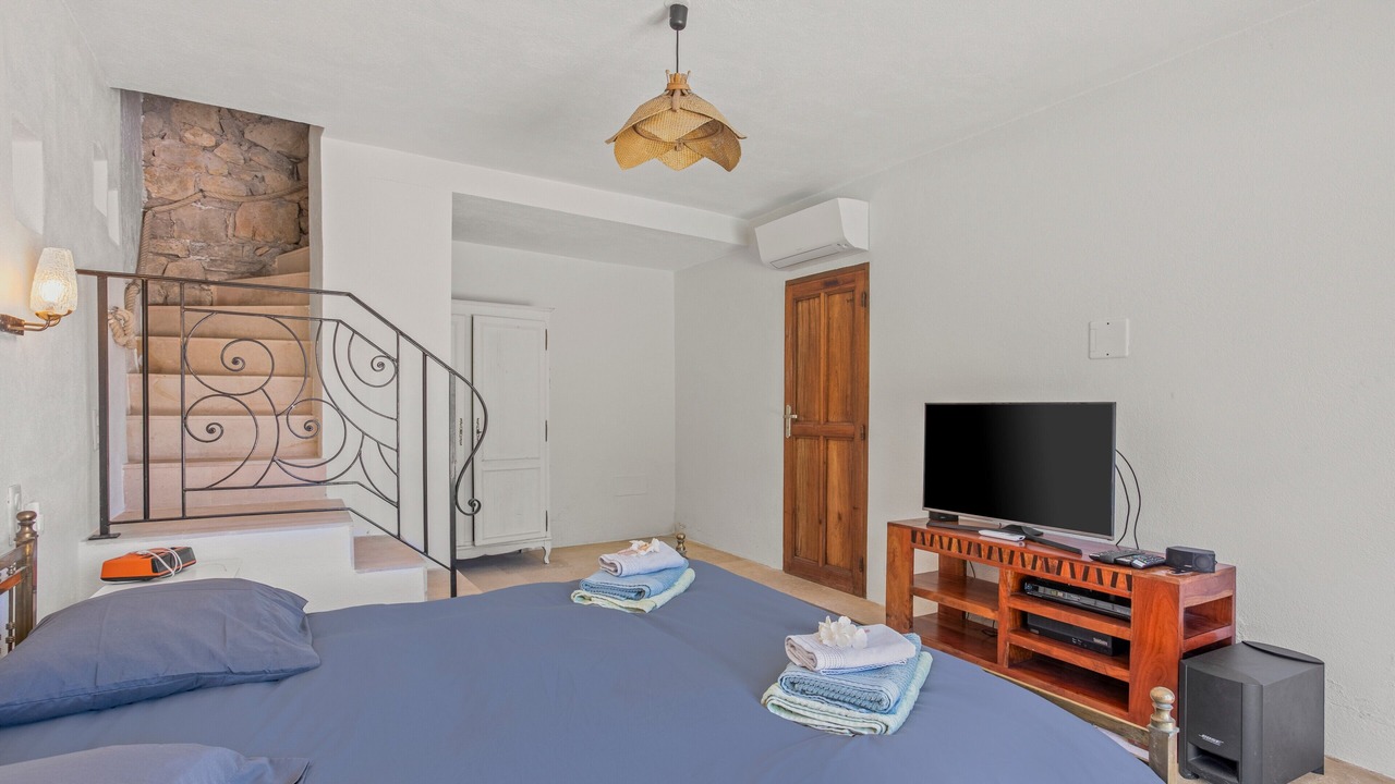 Photo of Bedroom in Montauroux