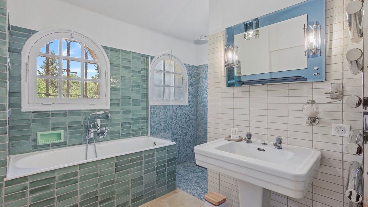 Photo of Bathroom in Montauroux
