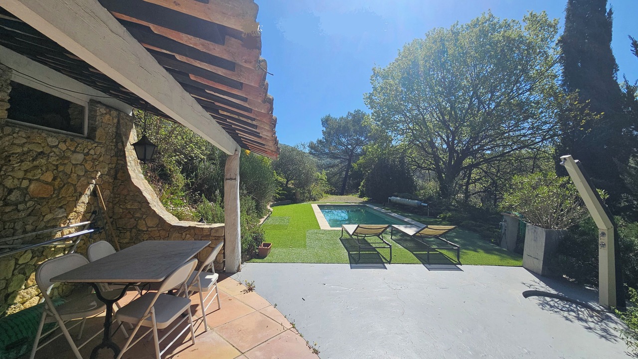 Photo of Outdoor in Montferrat