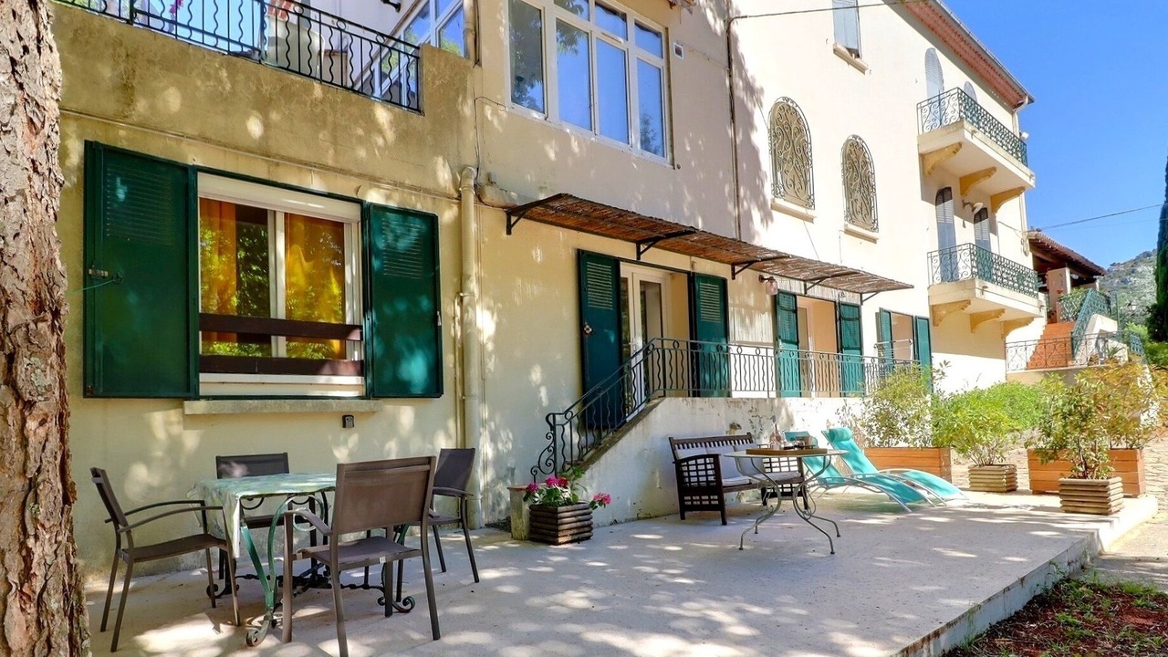 Photo of Outdoor in Simiane-Collongue