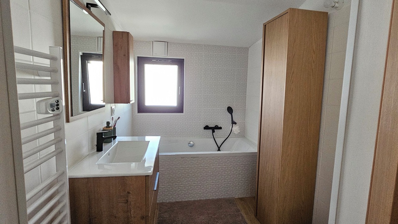 Photo of Bathroom in Maillane