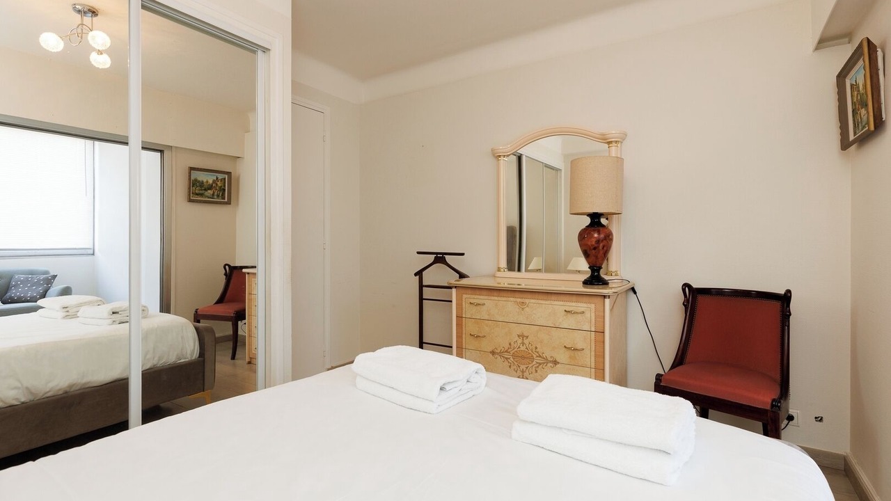 Photo of Bedroom in Carnot