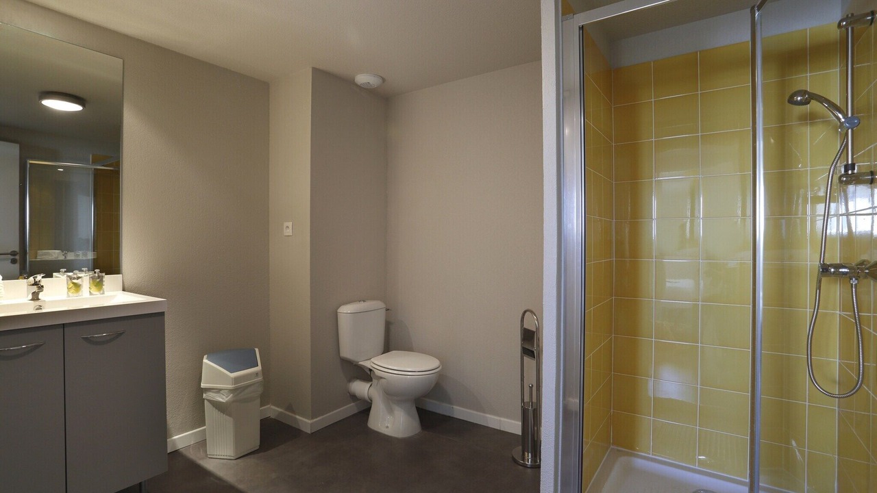 Photo of Bathroom in Saint-Jean-de-Vedas