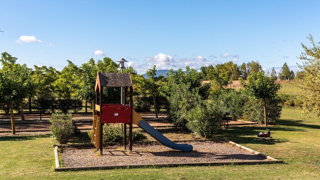 Photo of Outdoor in Homps