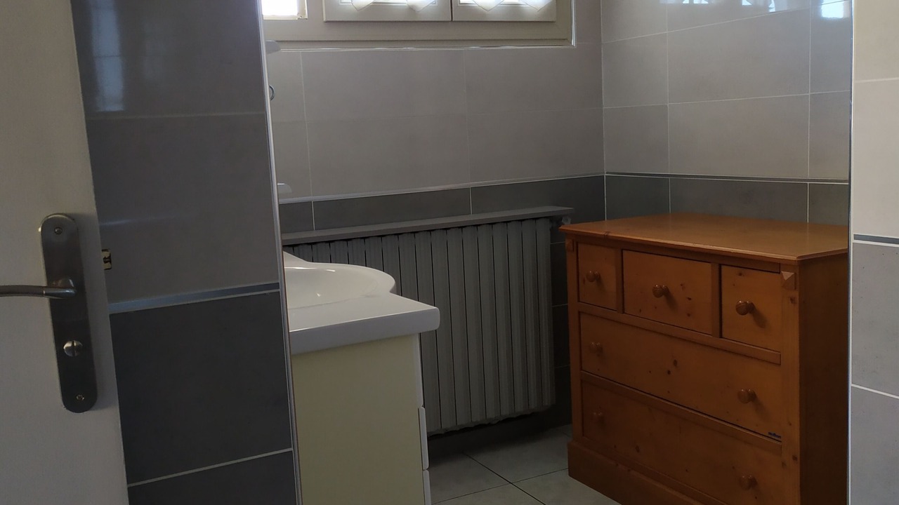 Photo of Bathroom in Meze