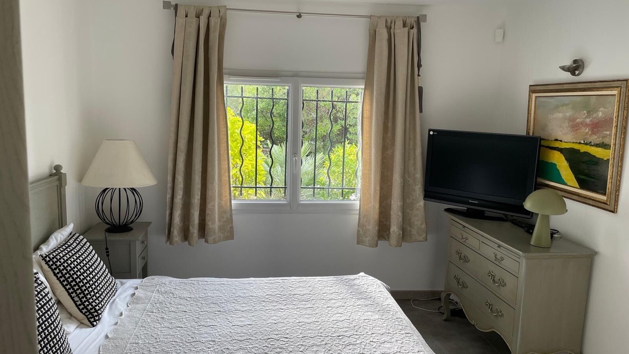 Photo of Bedroom in Saint-Aygulf