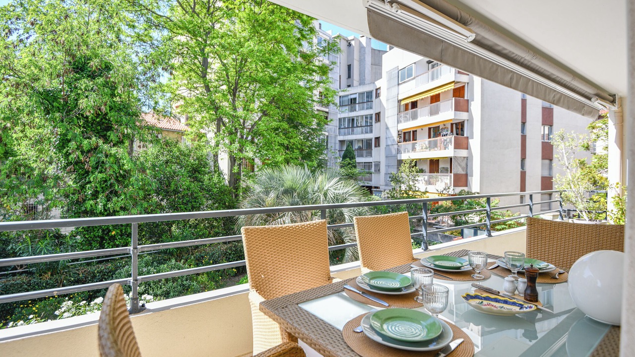 Photo of Outdoor in Prado-Perier
