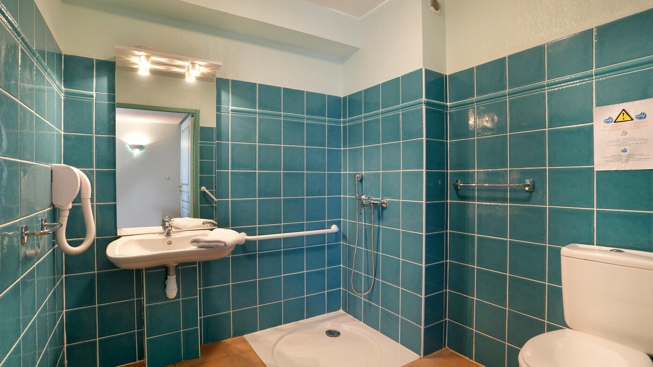 Photo of Bathroom in Tourrettes