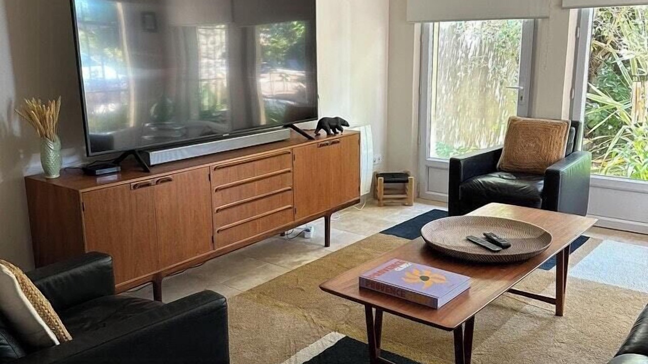 Photo of Livingroom in Paradou