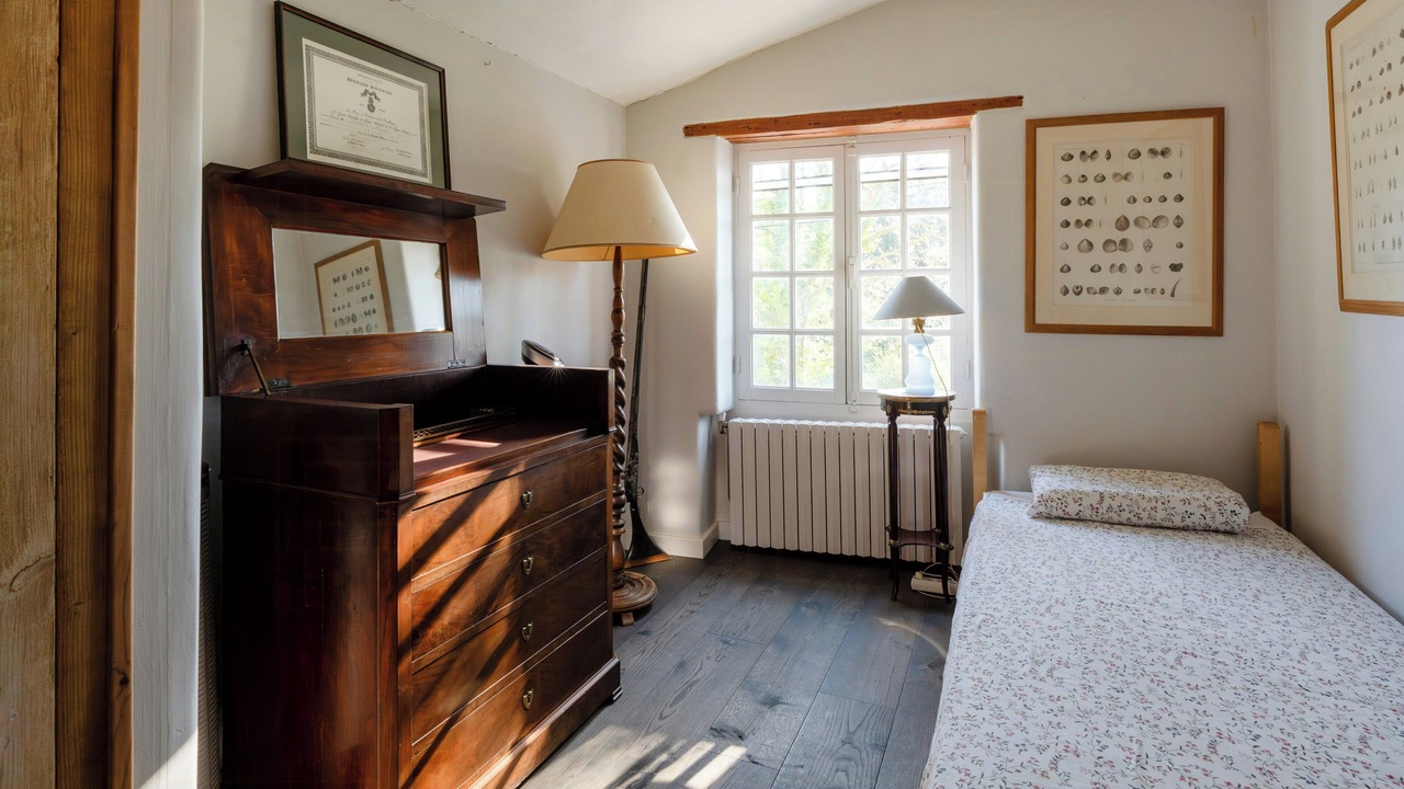 Photo of Bedroom in Eguilles