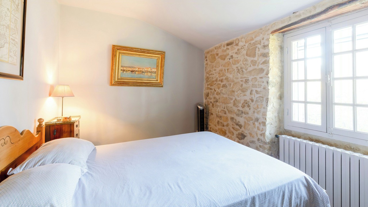 Photo of Bedroom in Eguilles