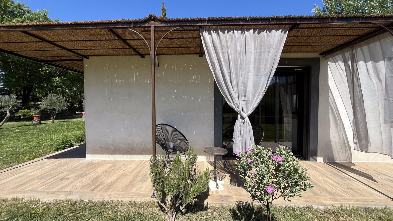 Photo of Patio Balcony in Saint-Maximin-la-Sainte-Baume