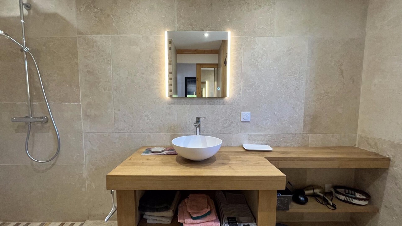Photo of Bathroom in Saint-Maximin-la-Sainte-Baume