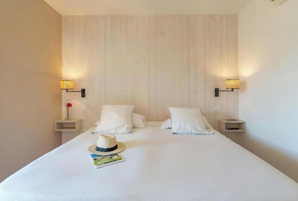 Photo of Bedroom in Greoux-les-Bains