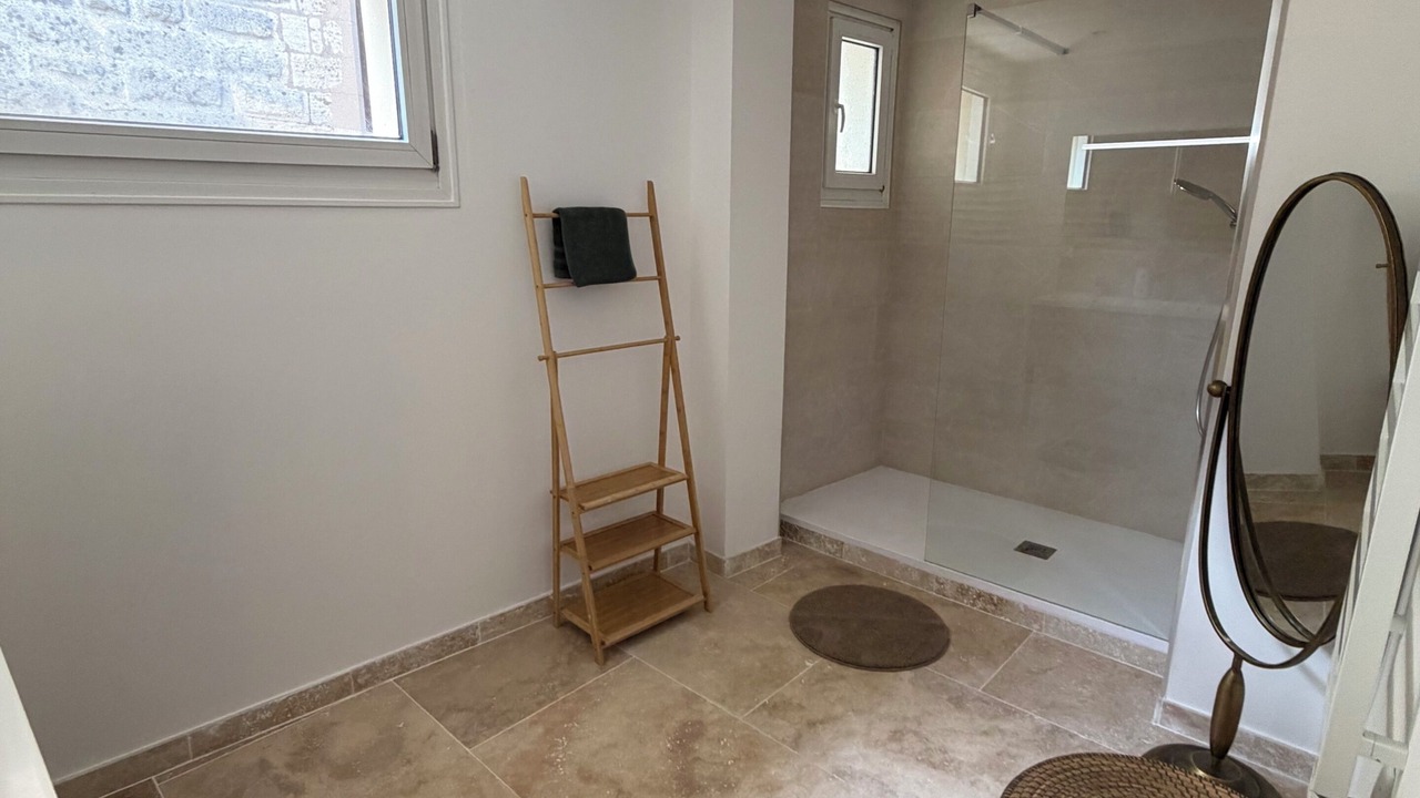 Photo of Bathroom in Aigues-Mortes