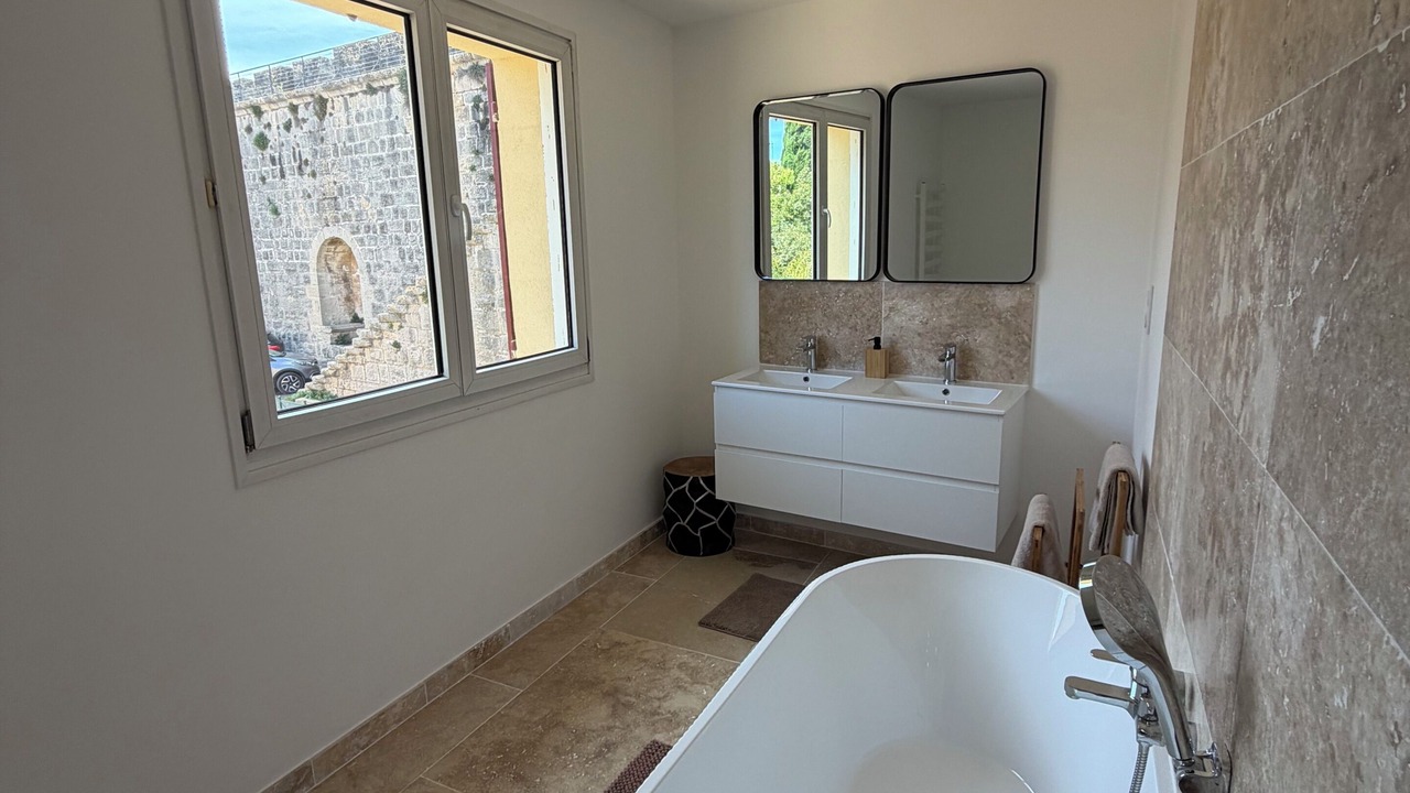 Photo of Bathroom in Aigues-Mortes