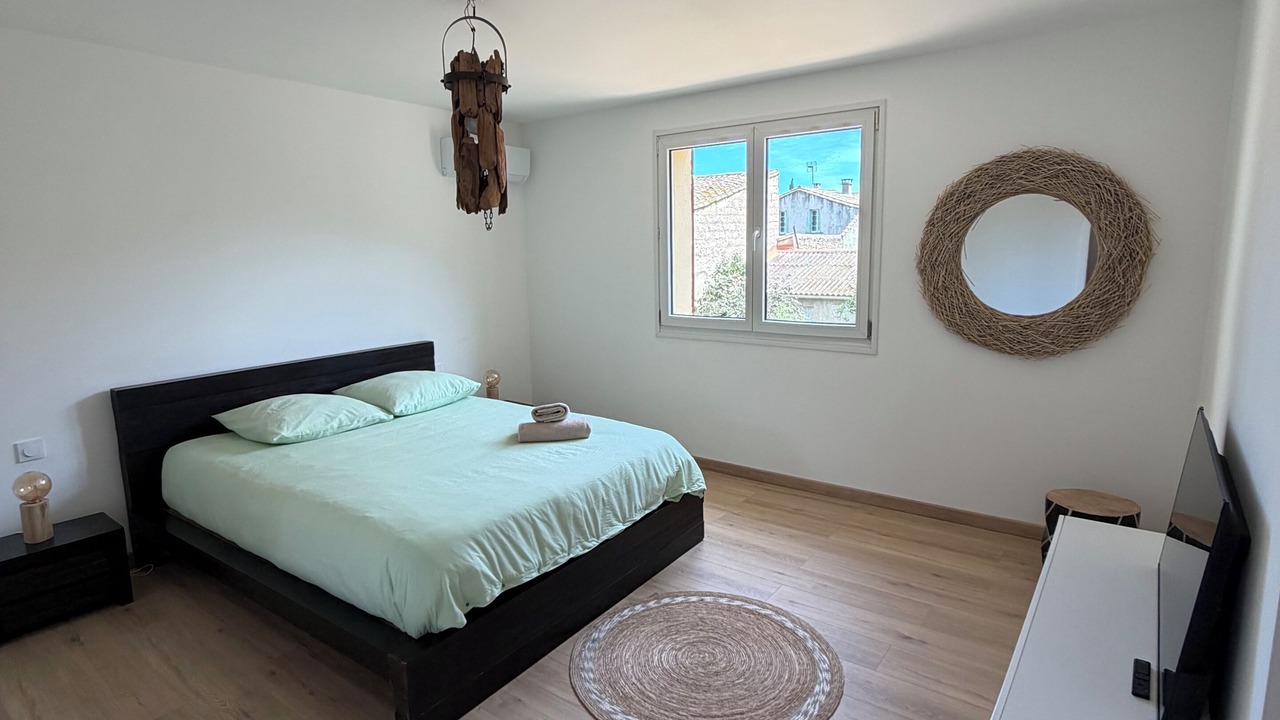 Photo of Bedroom in Aigues-Mortes