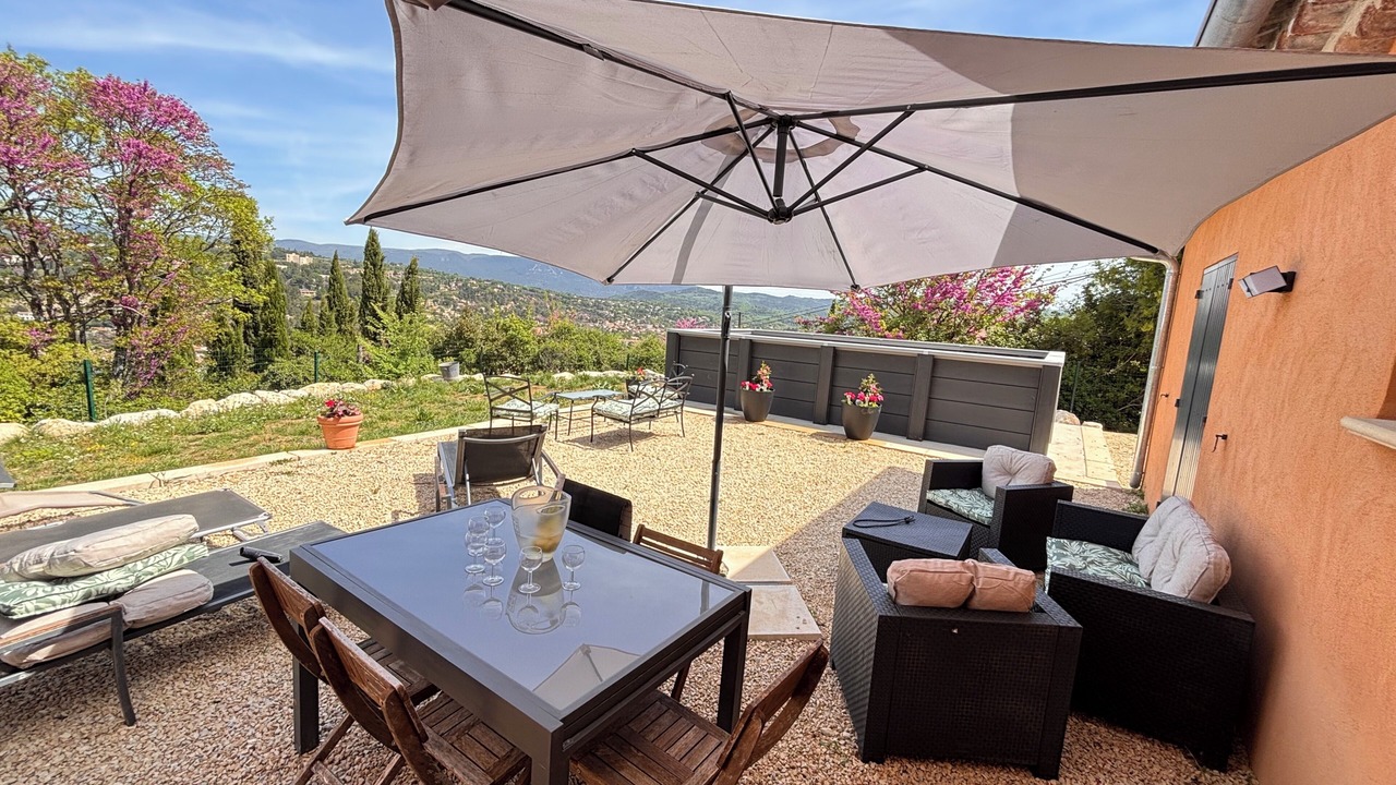 Photo of Outdoor in Apt