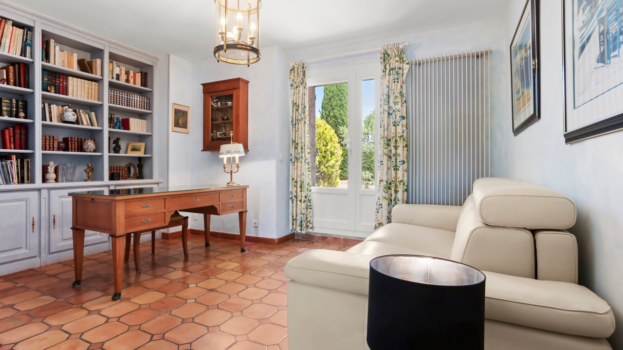 Photo of Livingroom in Tourrettes